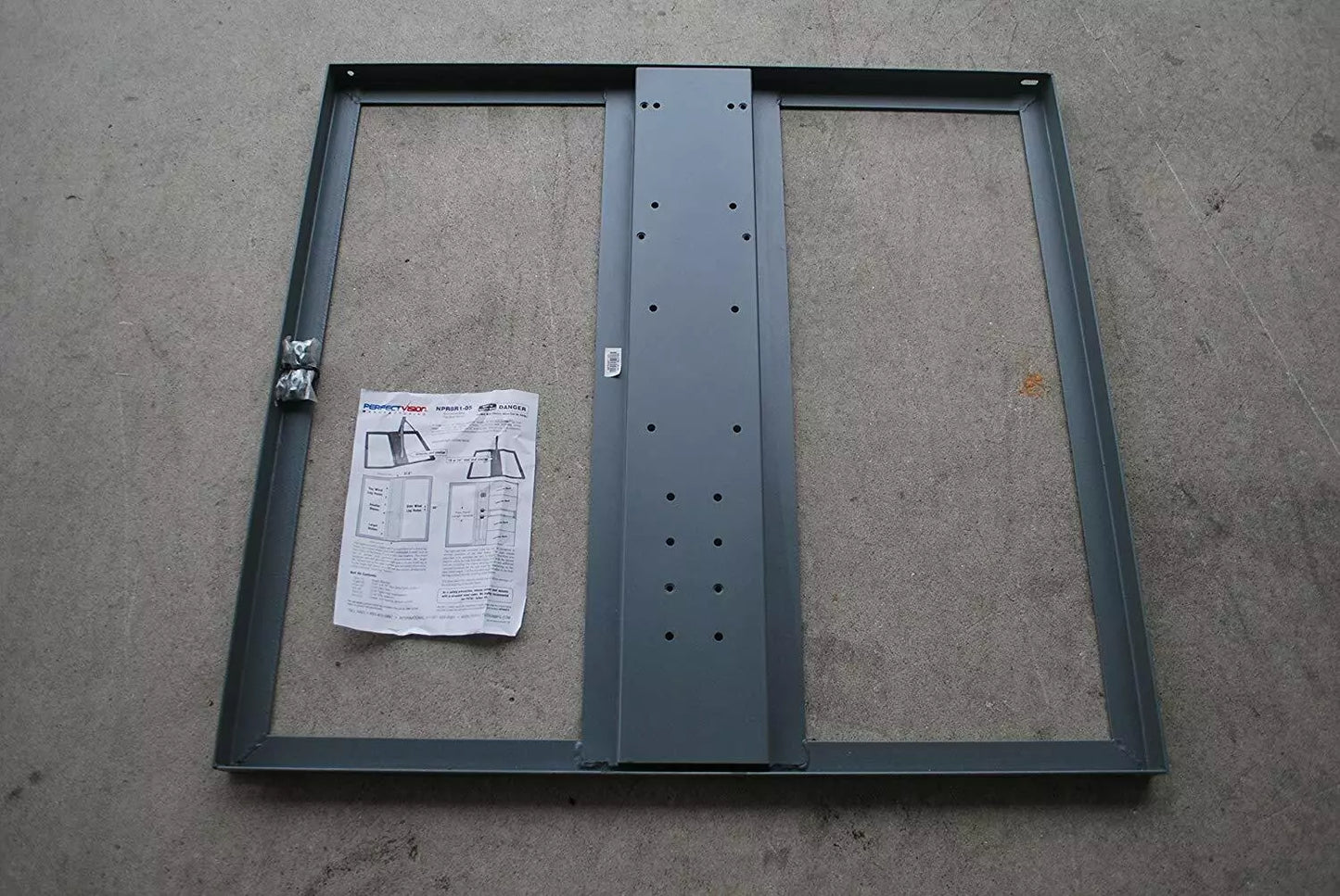 Non Penetrating Flat Roof Mount for Satellite Dish Antenna